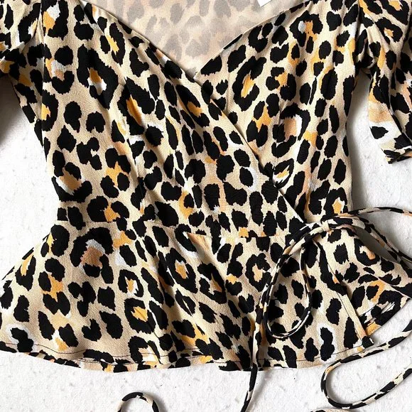 NWT Astr leopard print Wrap Peplum Top - Picture 9 of 12